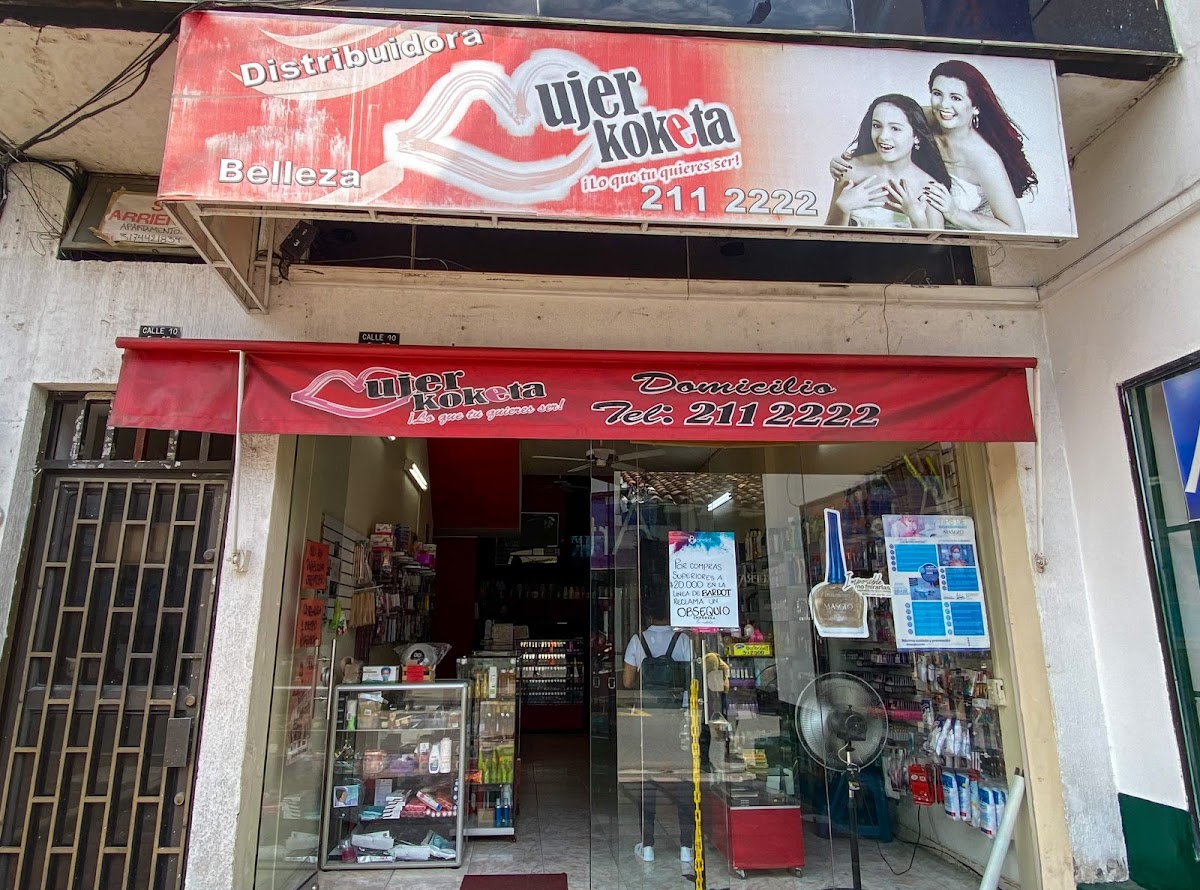Mujer Koketa Cartago