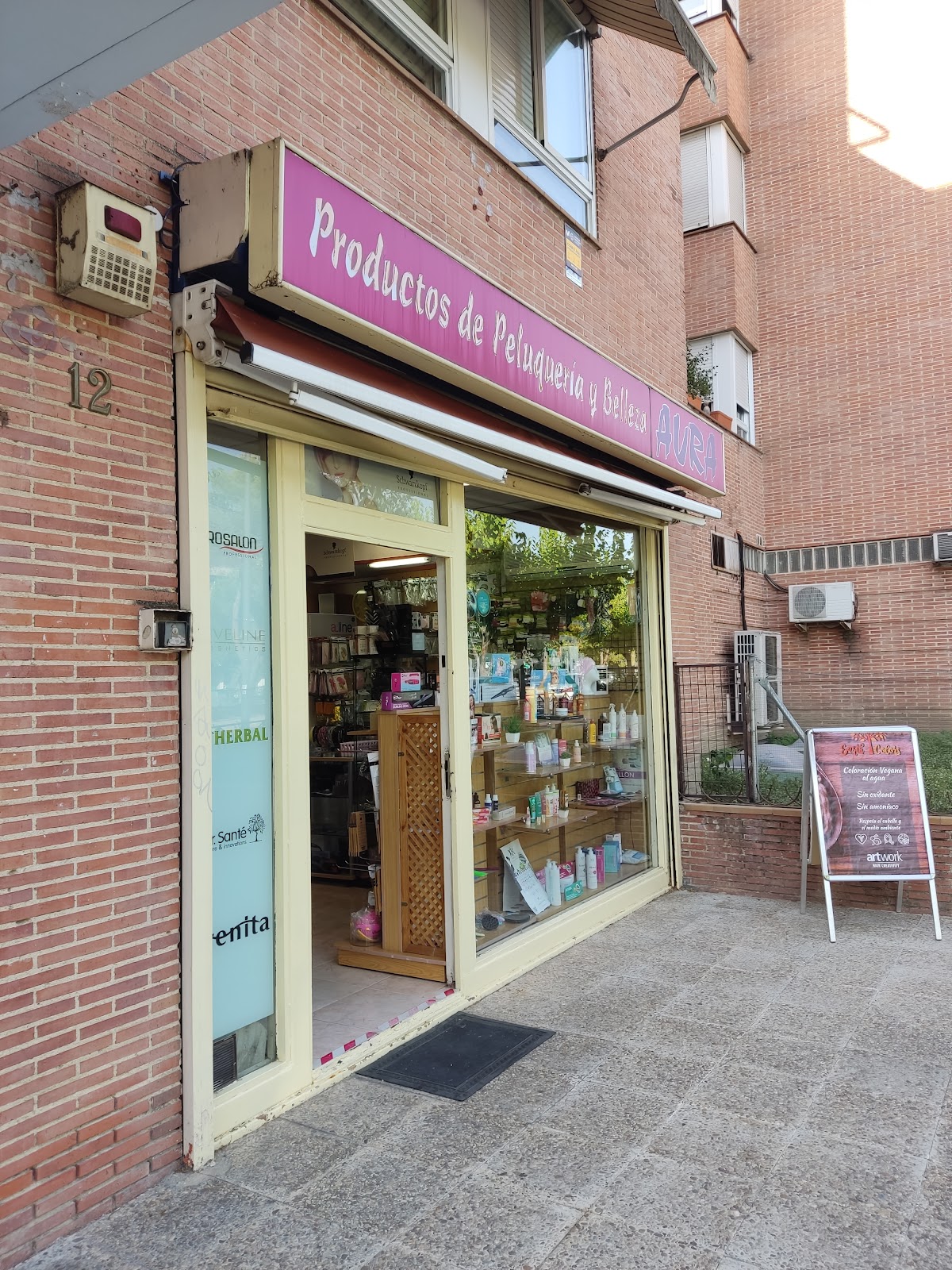 Aura productos de peluquería y belleza