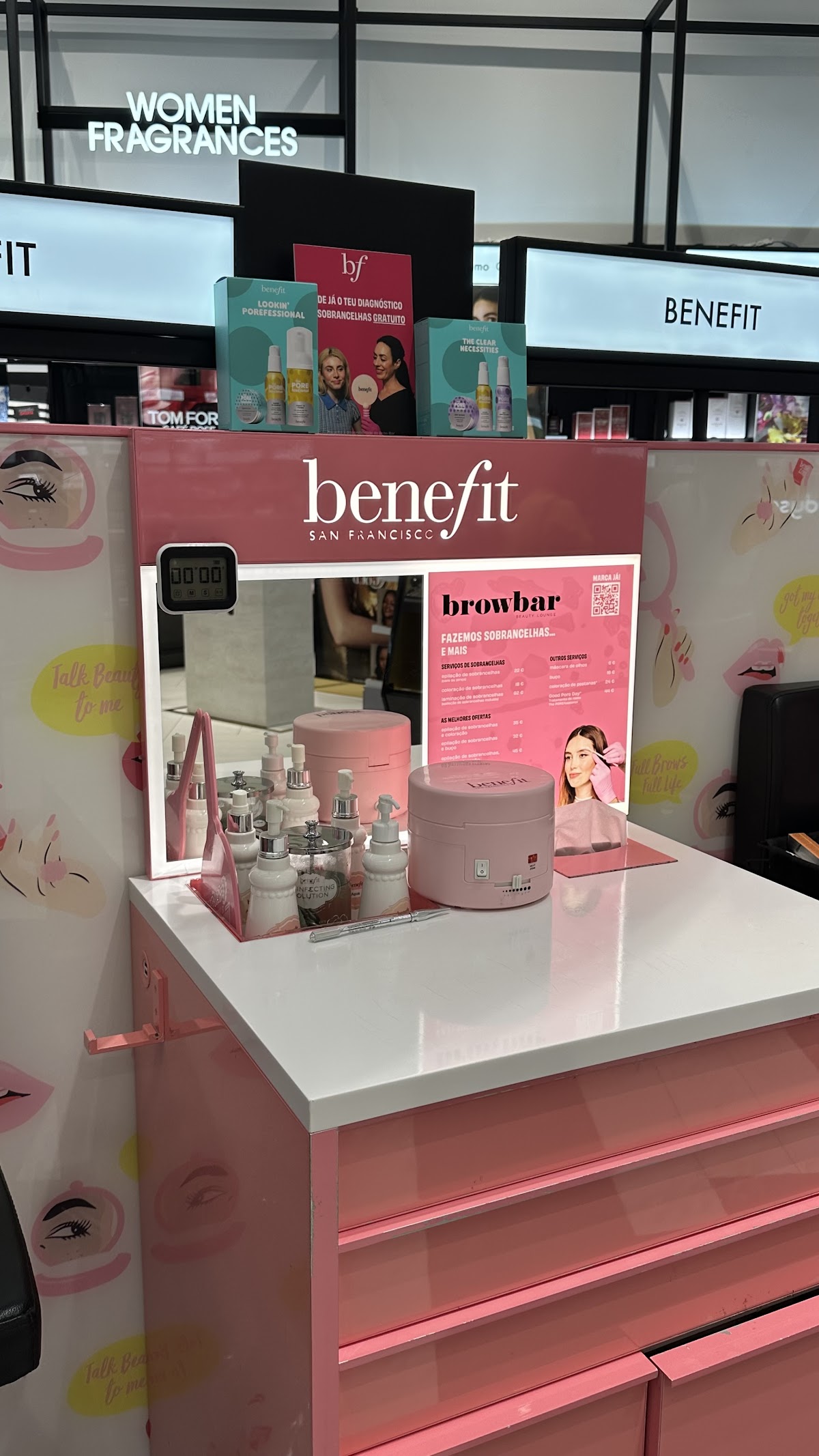 Bar de Sobrancelhas Benefit Sephora Colombo