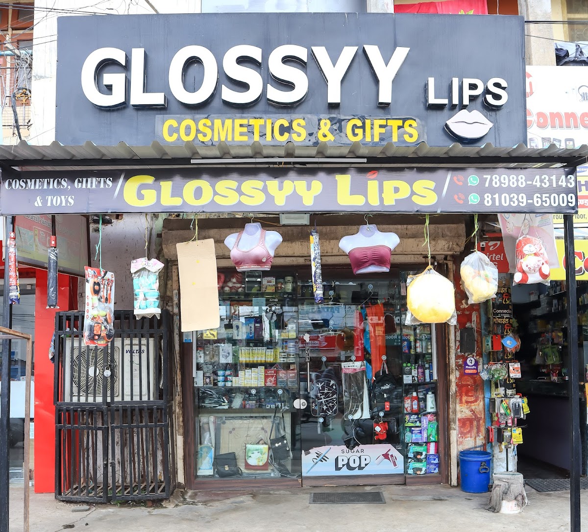 Glossyy Lips
