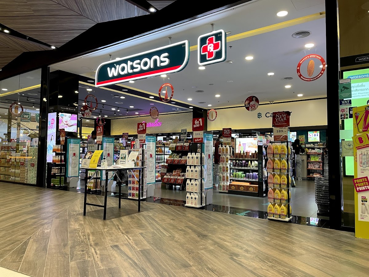 WATSONS CENTRAL NAKRONRATCHASRIMA 3F : Click & Collect