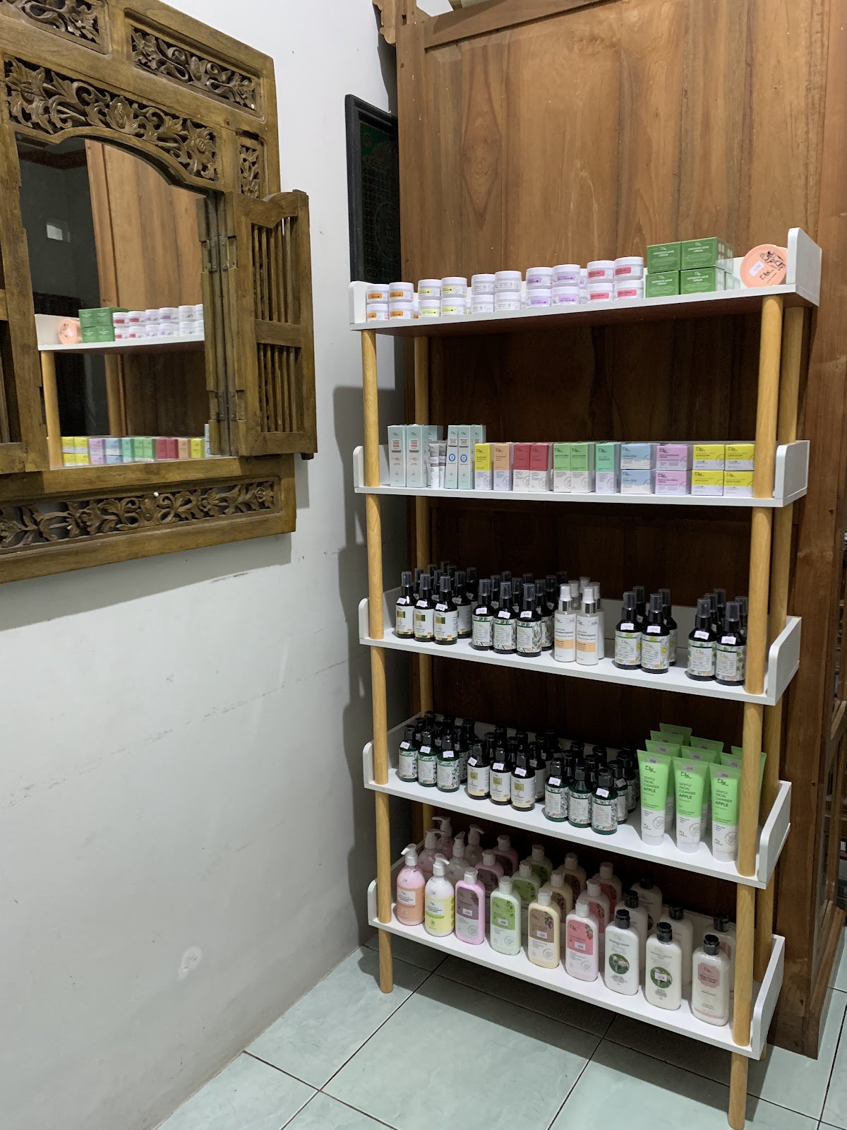 Ella Beauty Store by FMR