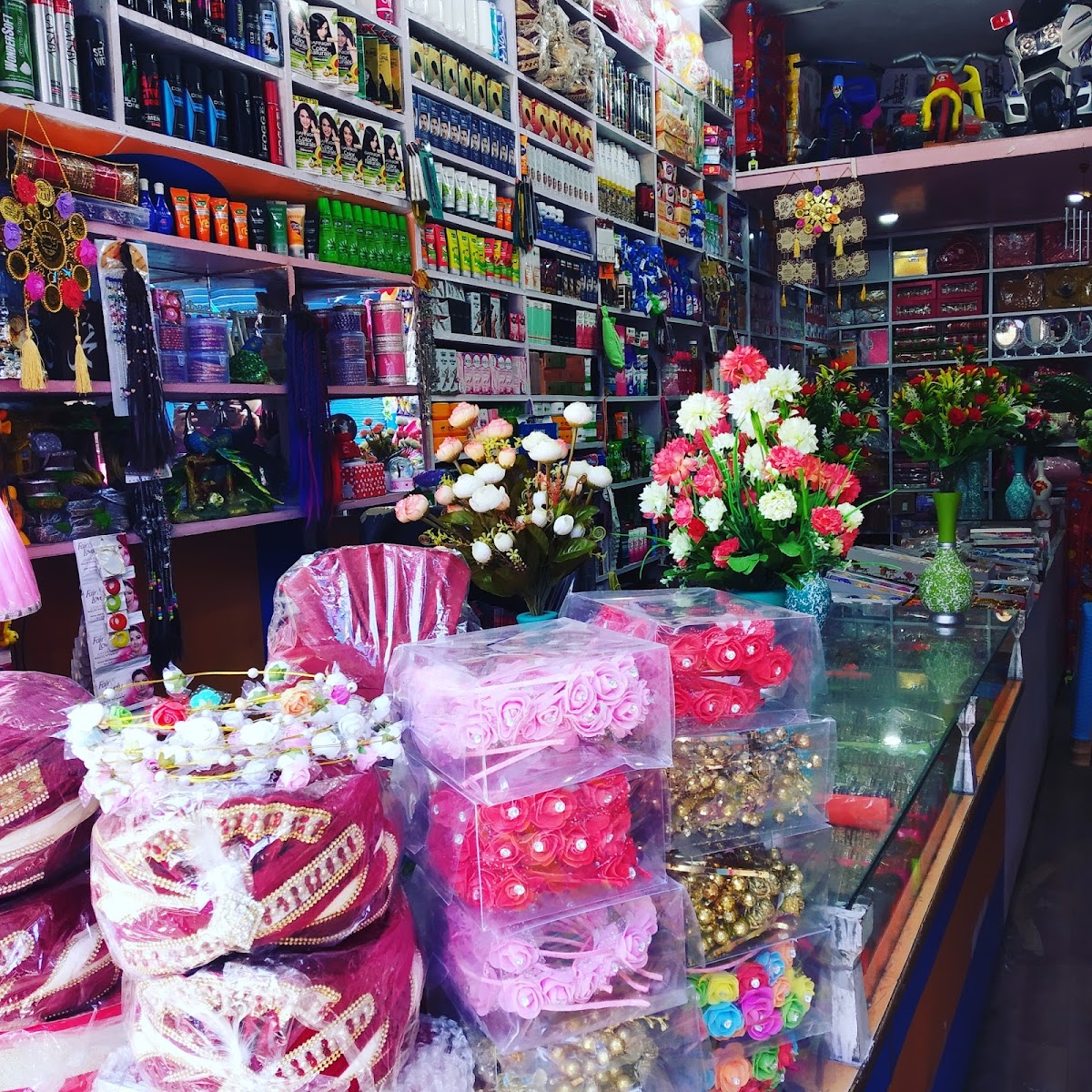 Mir Cosmetic Store