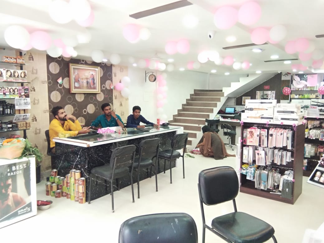 Cosmetics Unlimited