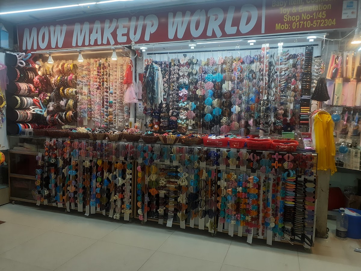 Makeup World Bd