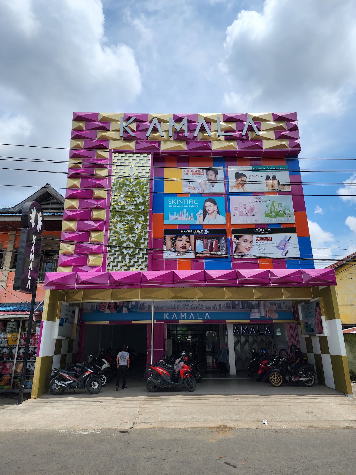 Kamala Beautymart