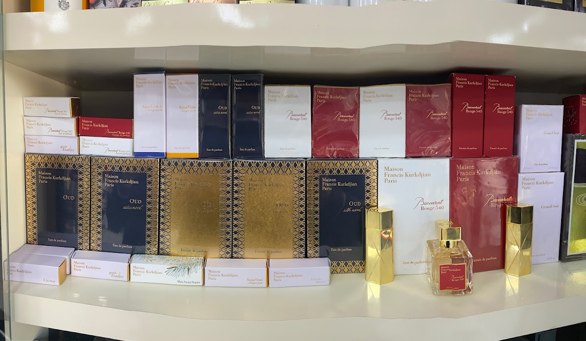 Nose Parfumerie & Make Up
