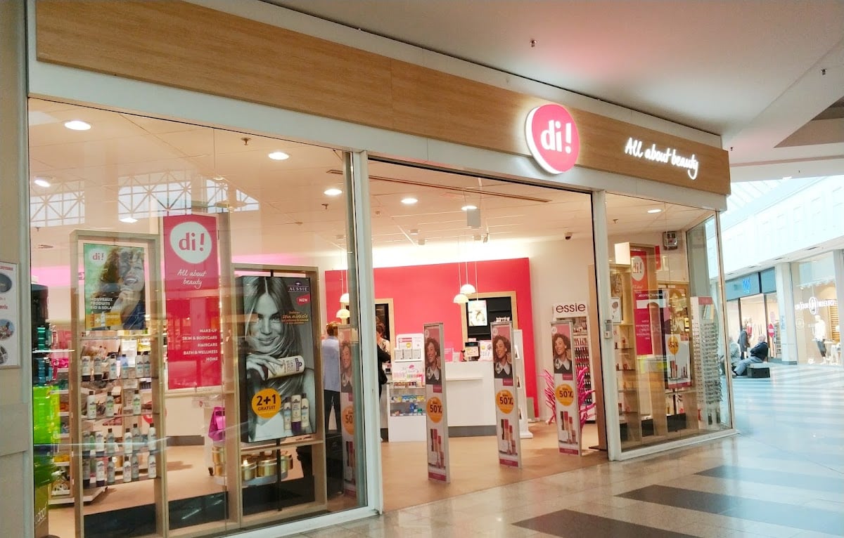 Di