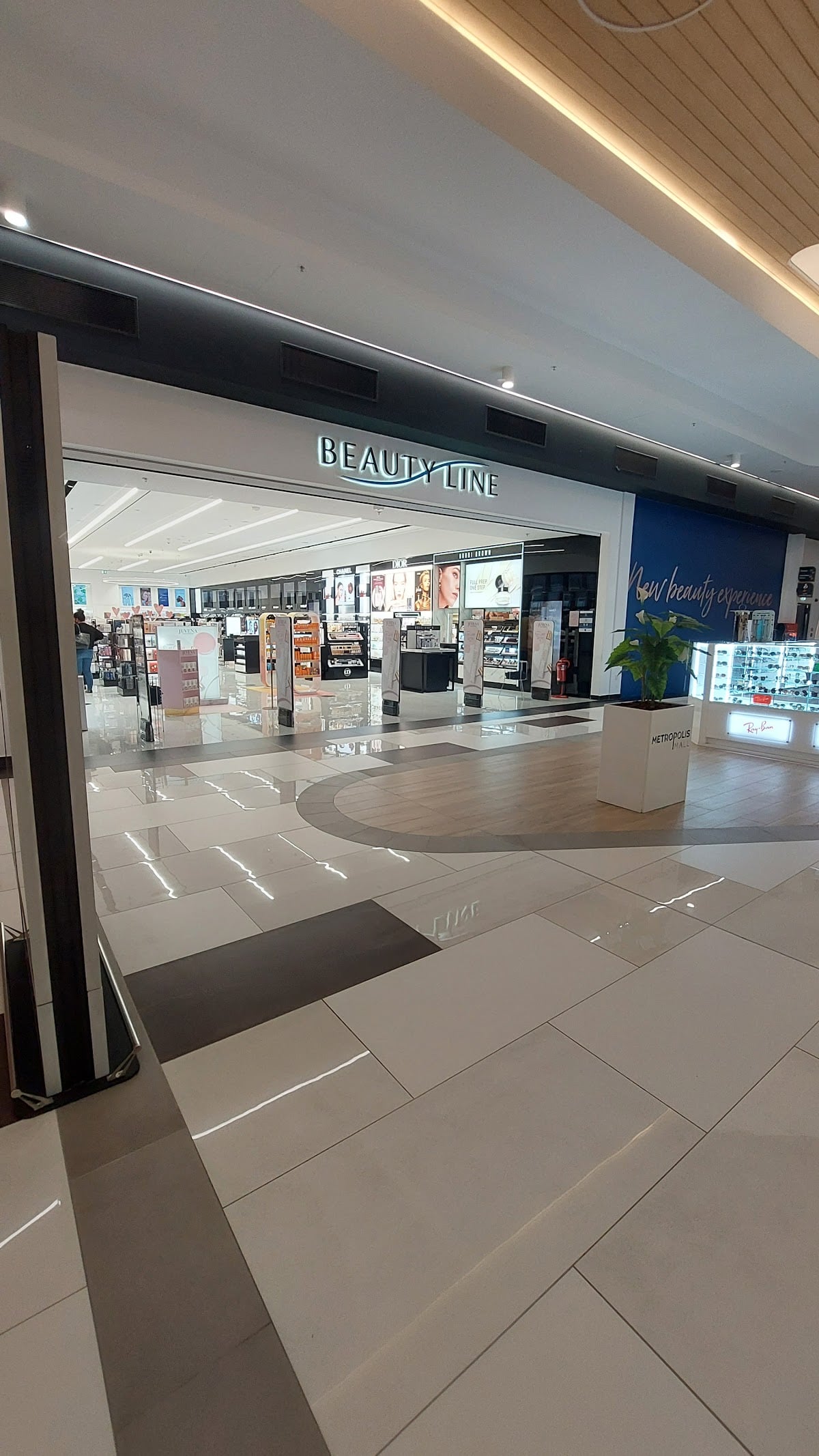 Beauty Line Metropolis Mall