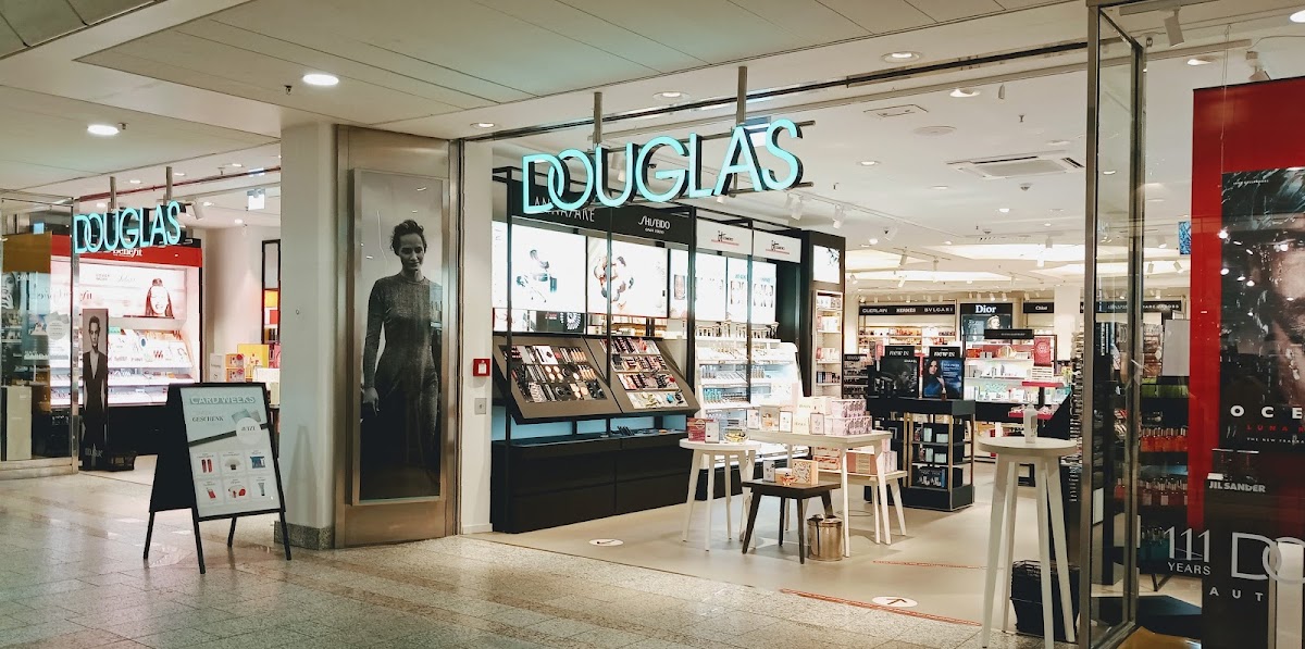 Douglas Bremerhaven Columbus-Center