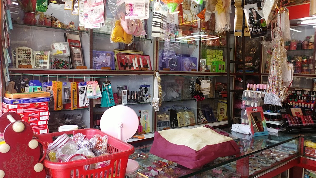 Nandini Shringar And Cosmetics