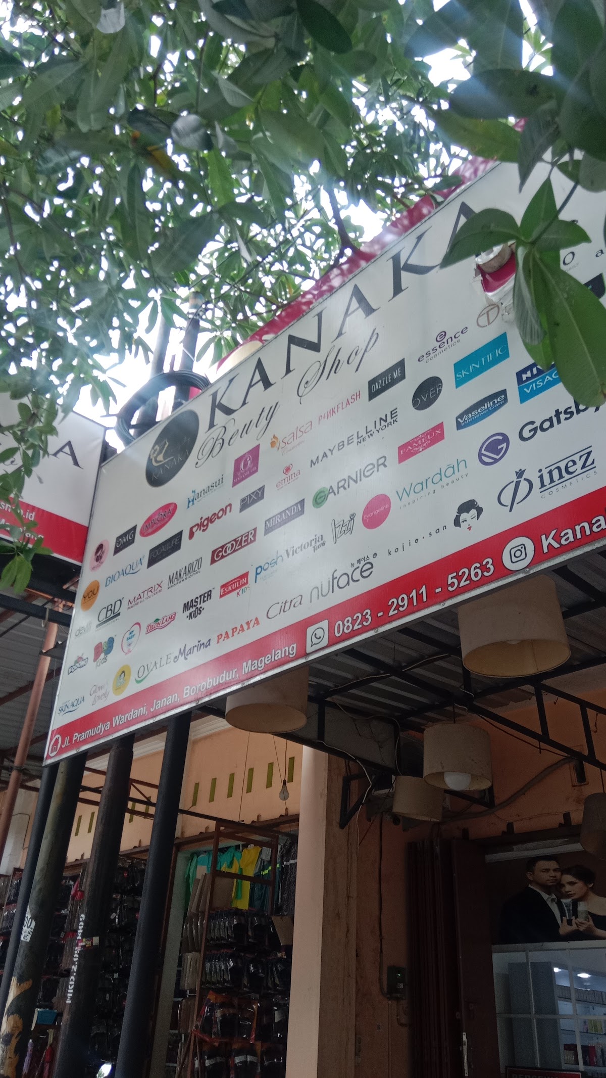 KANAKA BEAUTY SHOP. ID