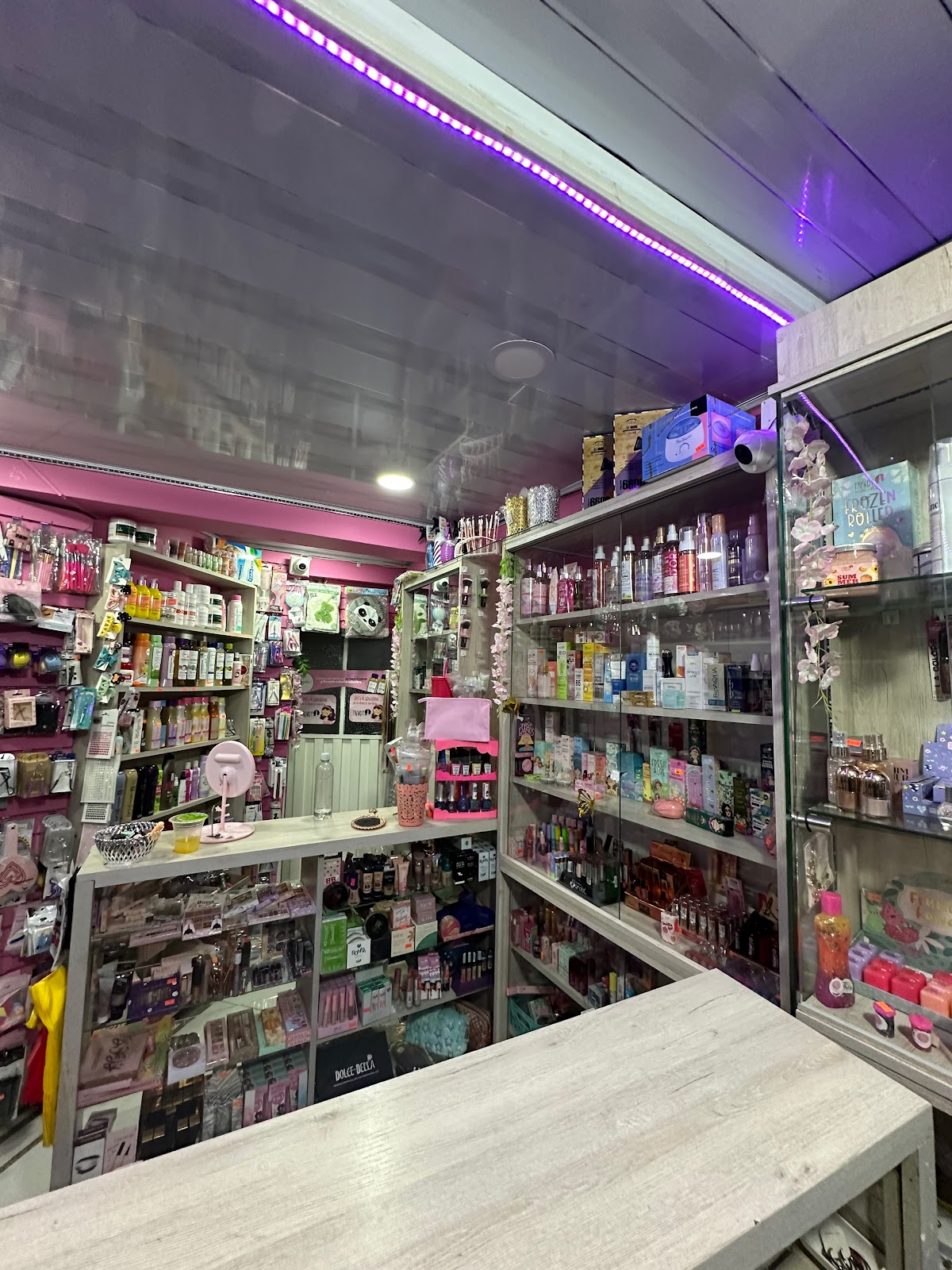 CN Pro distribuidora de Maquillaje