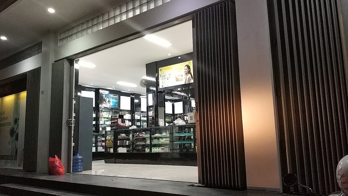 Mutiara cosmetics Dan Salon Supplier