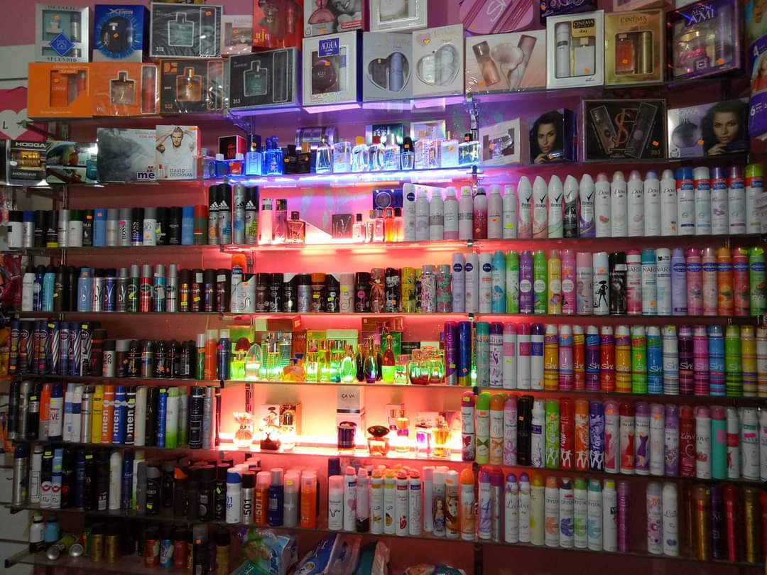 Cosmetiques Yahia