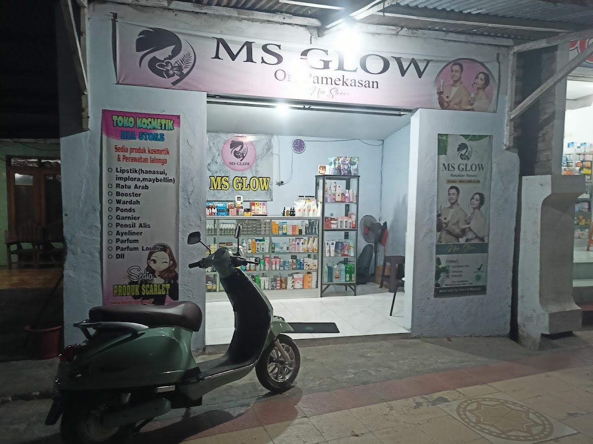 Nia Store MS Glow Pamekasan