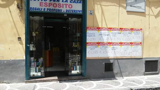 Cash and Carry di Esposito Pasquale