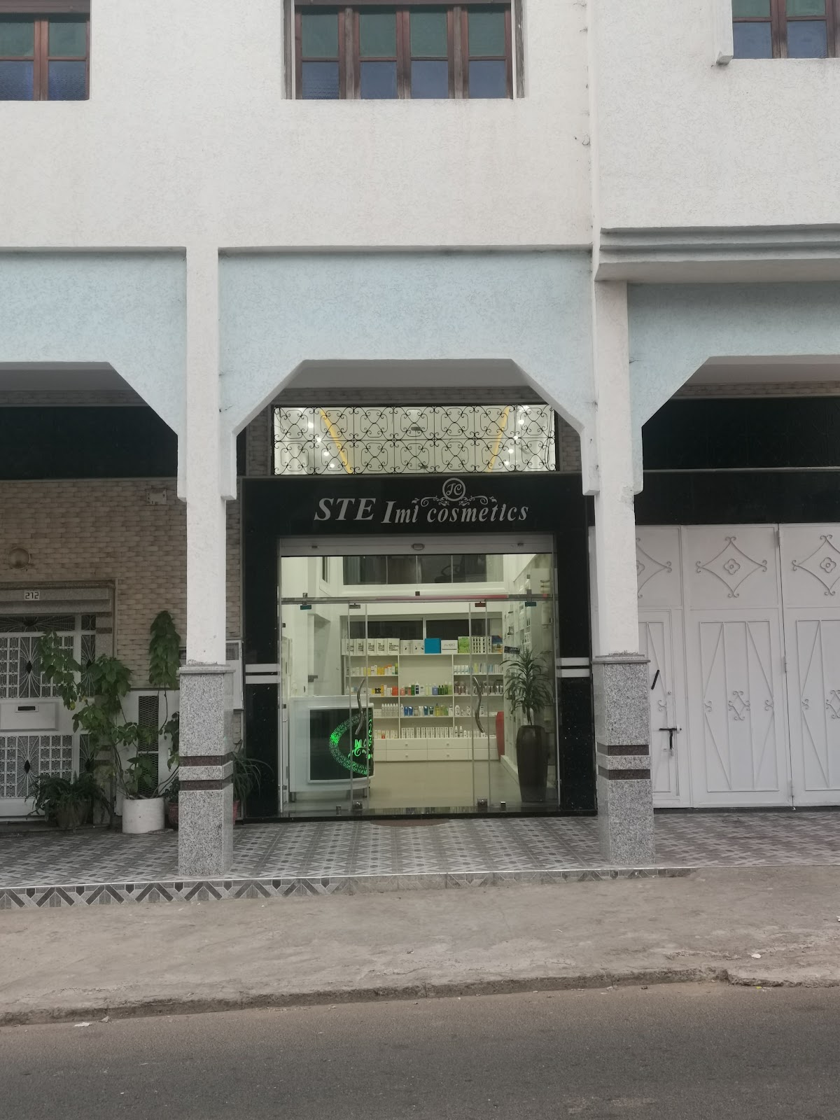 Para iMi Cosmetics