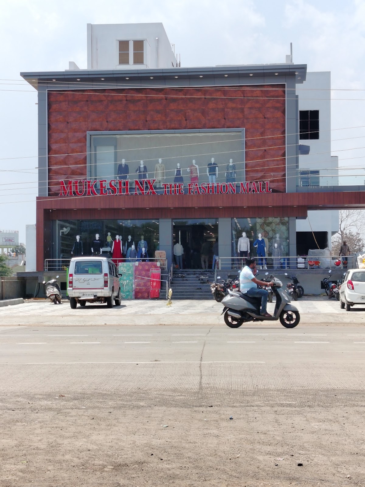 Mukesh Cosmetic