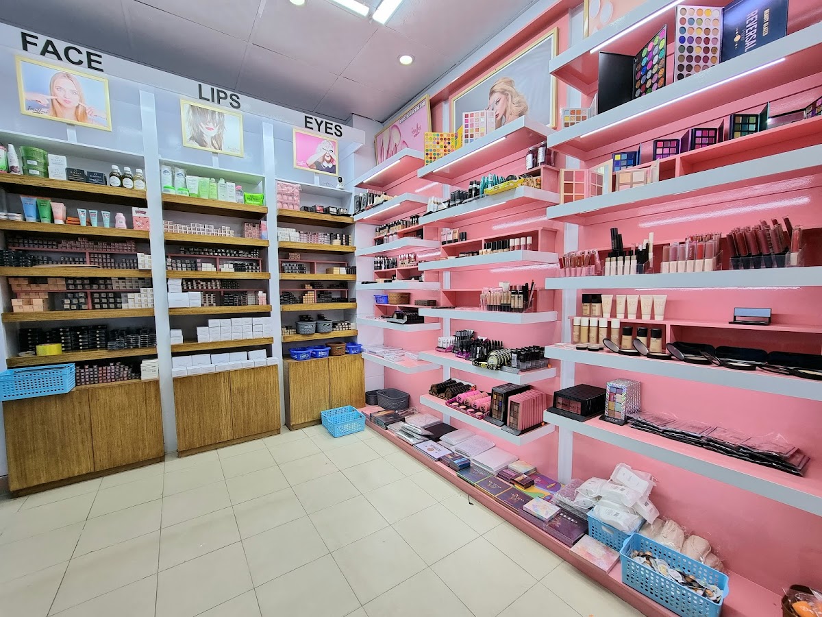 Focallure Bangladesh Dhanmondi Metro Outlet