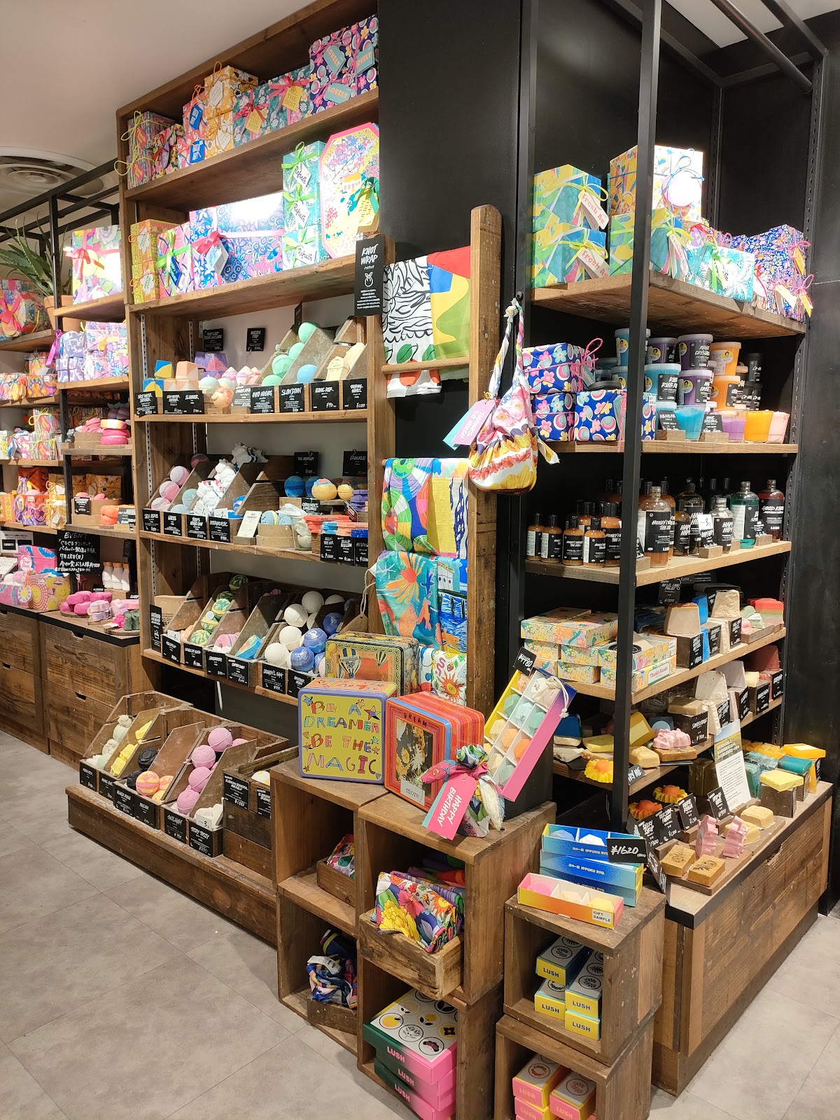 LUSH