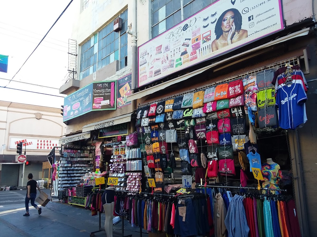 HM Hormiguitas Fashion & Beauty Supplies