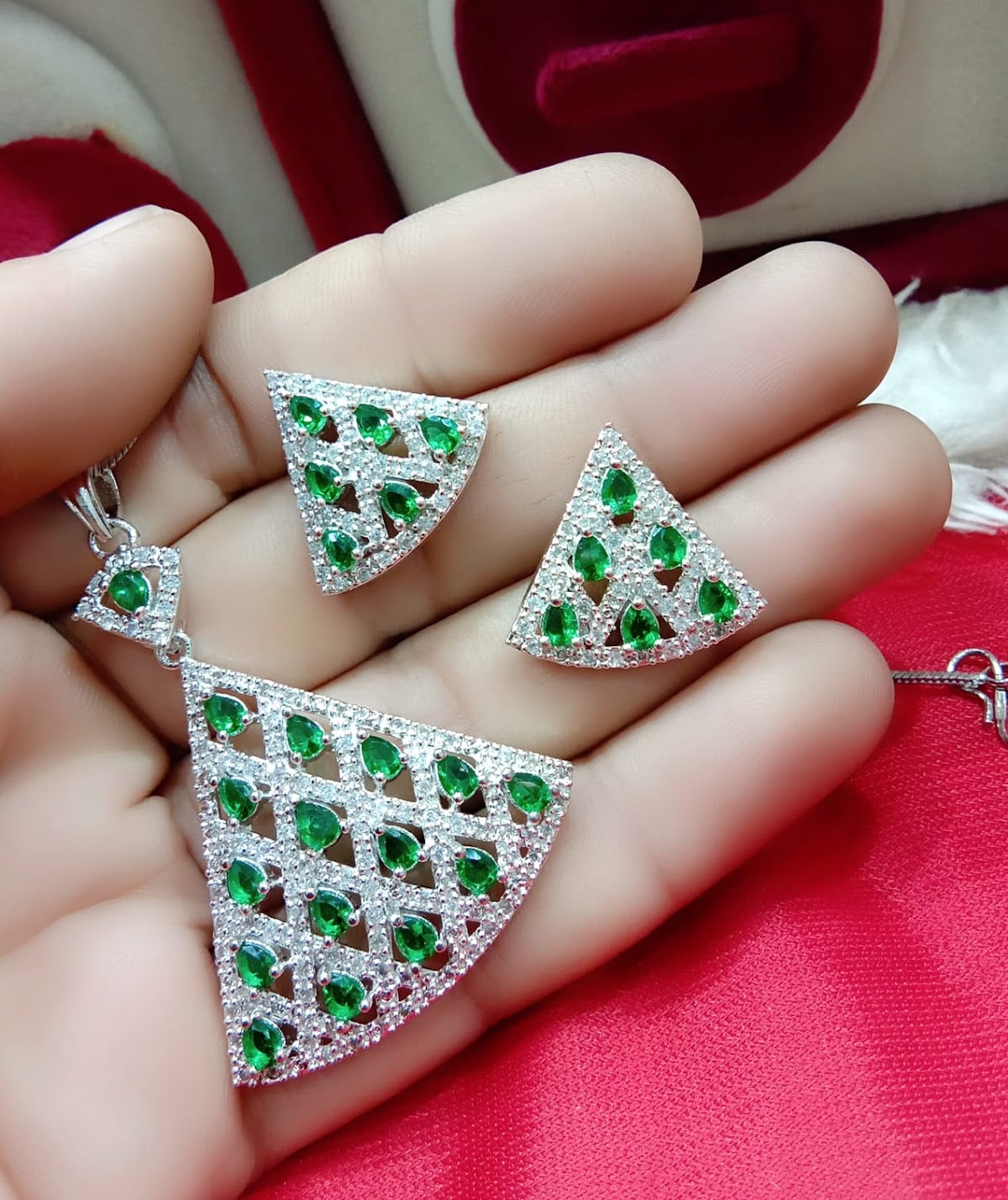 Dulhan Cosmetics & Imitation Jwellery
