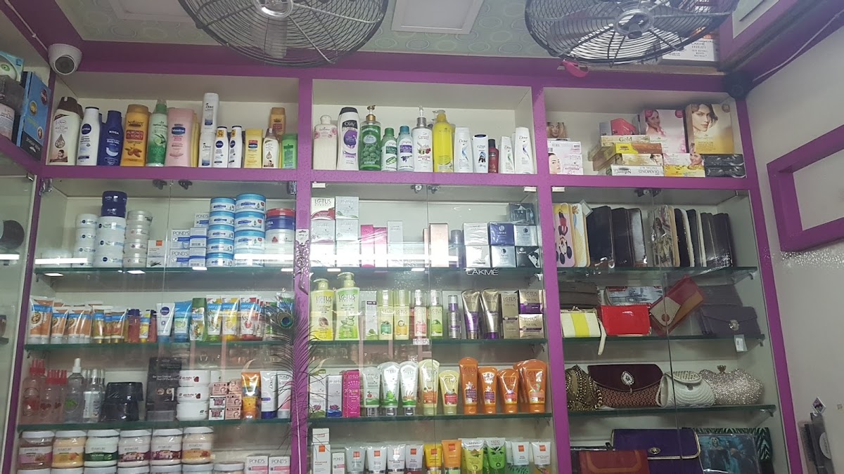 Sai Novelty And Bangles And Cosmetics
