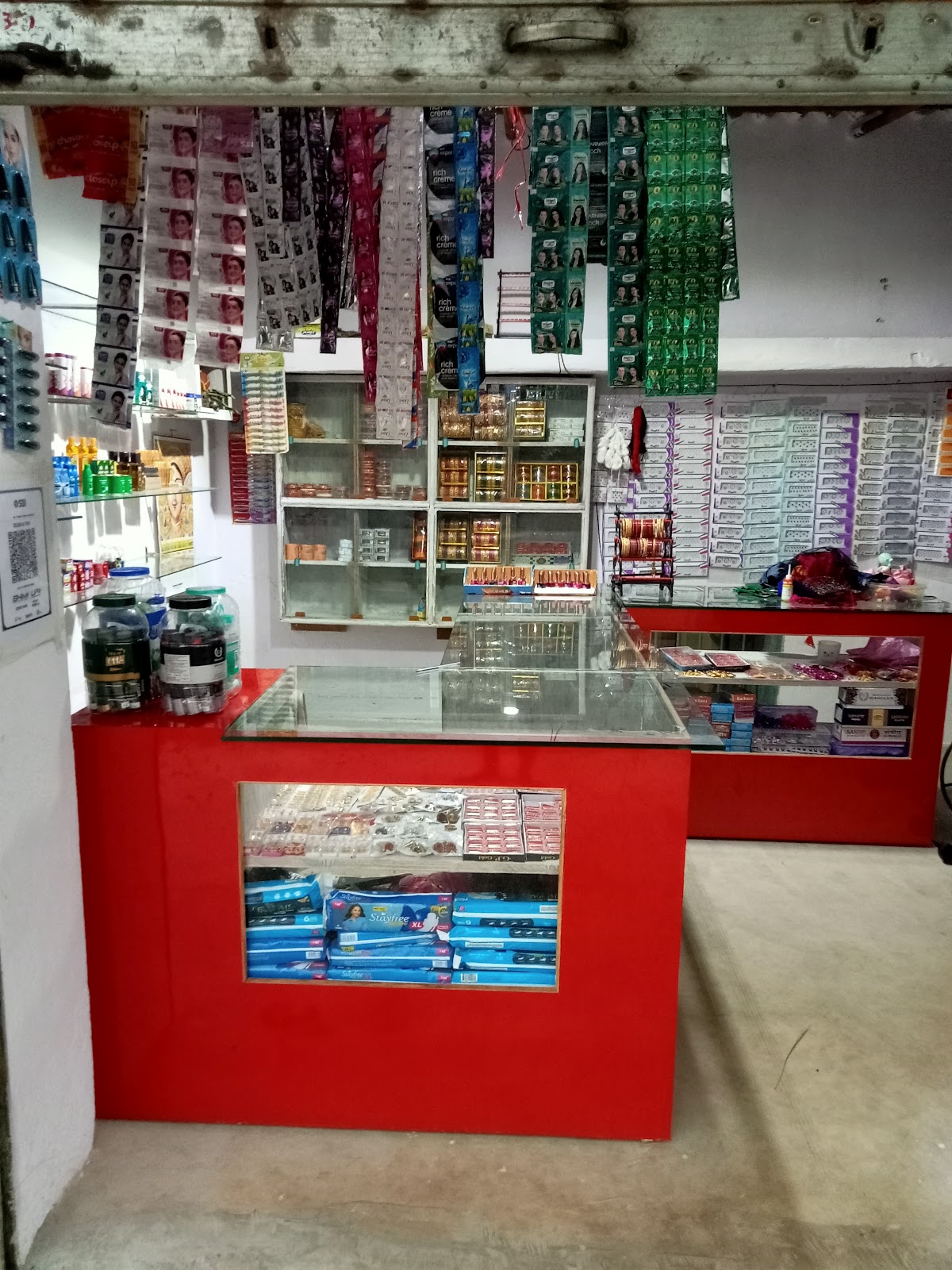 Harshit Cosmetic & Gift Corner