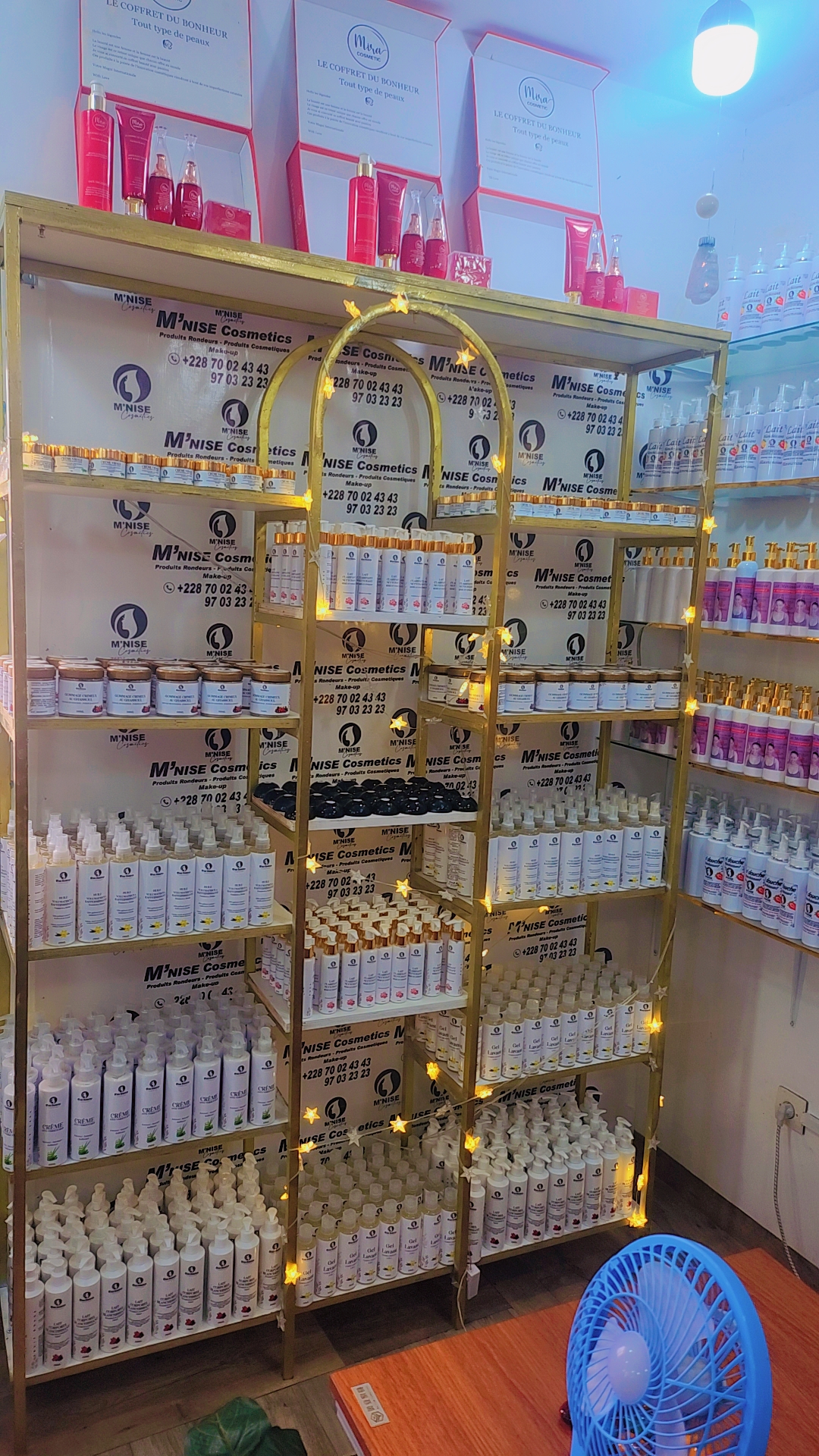 M’NISE COSMETICS