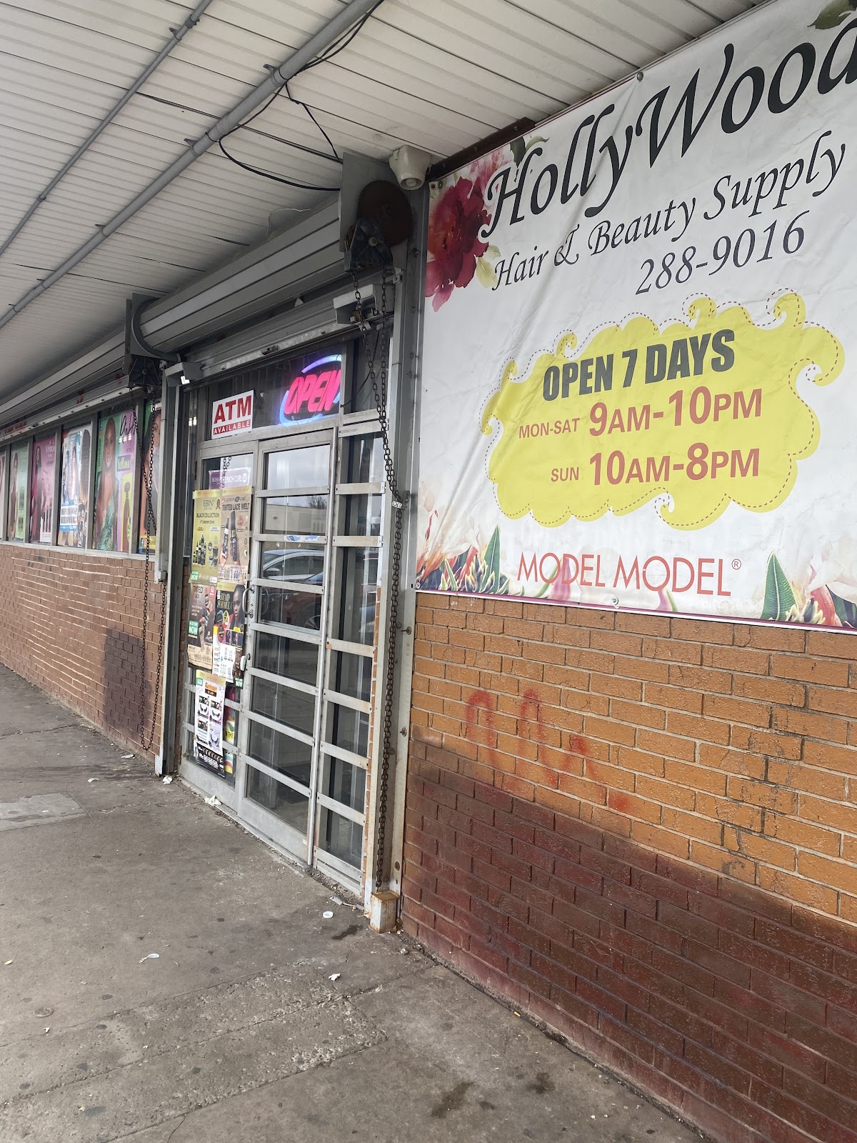 Hollywood Hair & Beauty