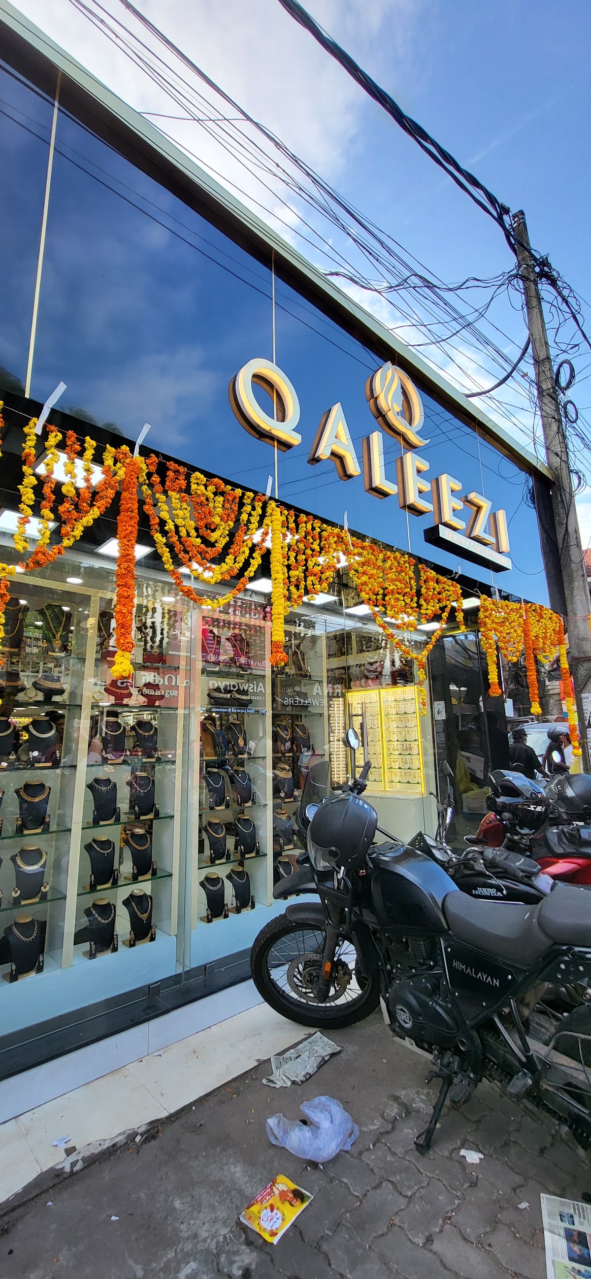 Qaleezi Beauty Collections