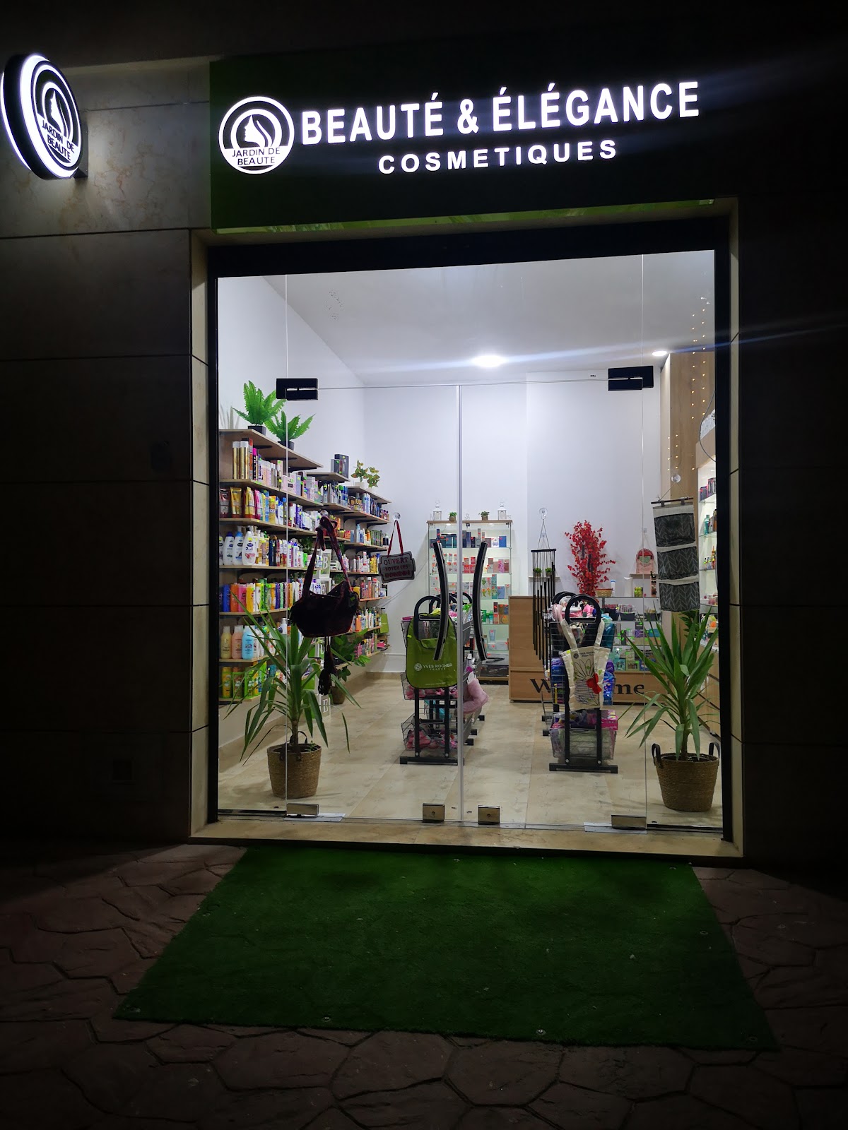 Boutique Jardin de Beaute et Elegance
