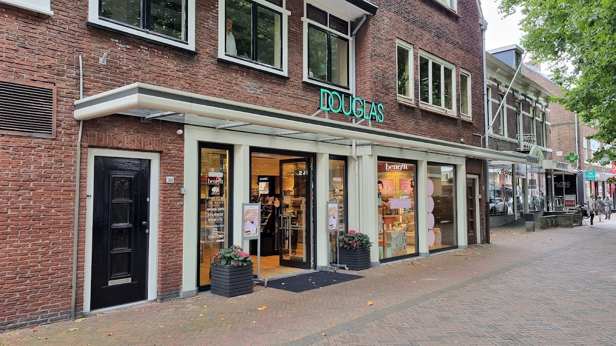 Parfumerie Douglas