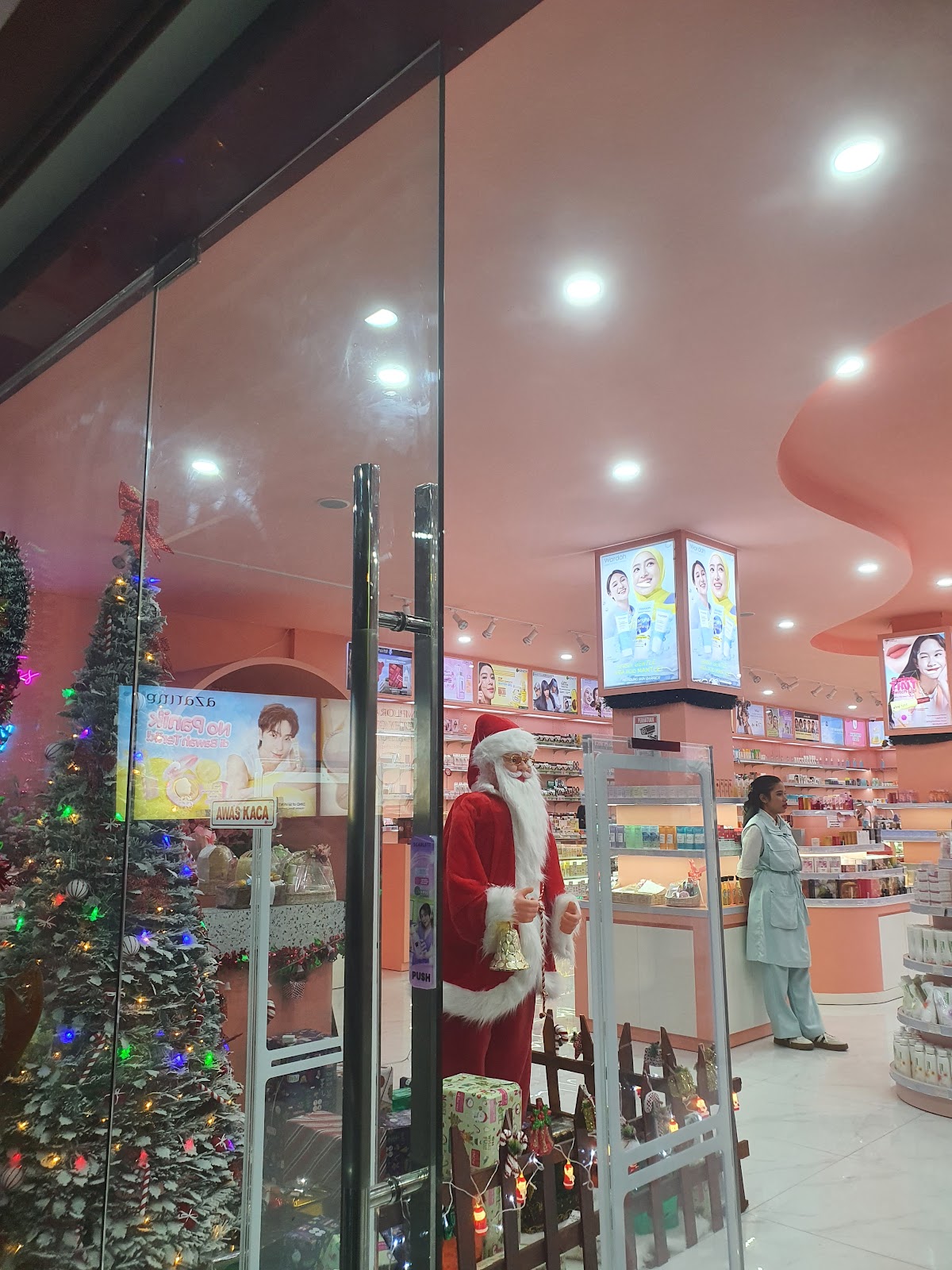 Aneka Kosmetik Tode Kisar
