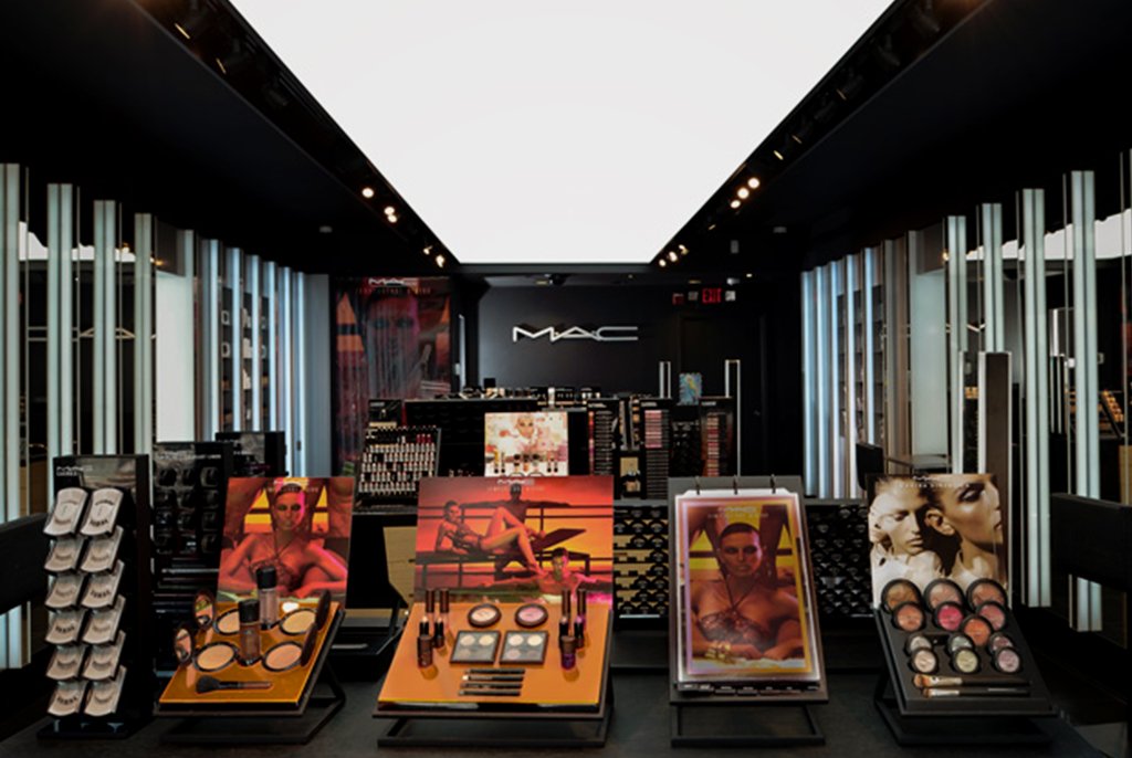 M.A.C. Cosmetics Cayman at Royal Plaza
