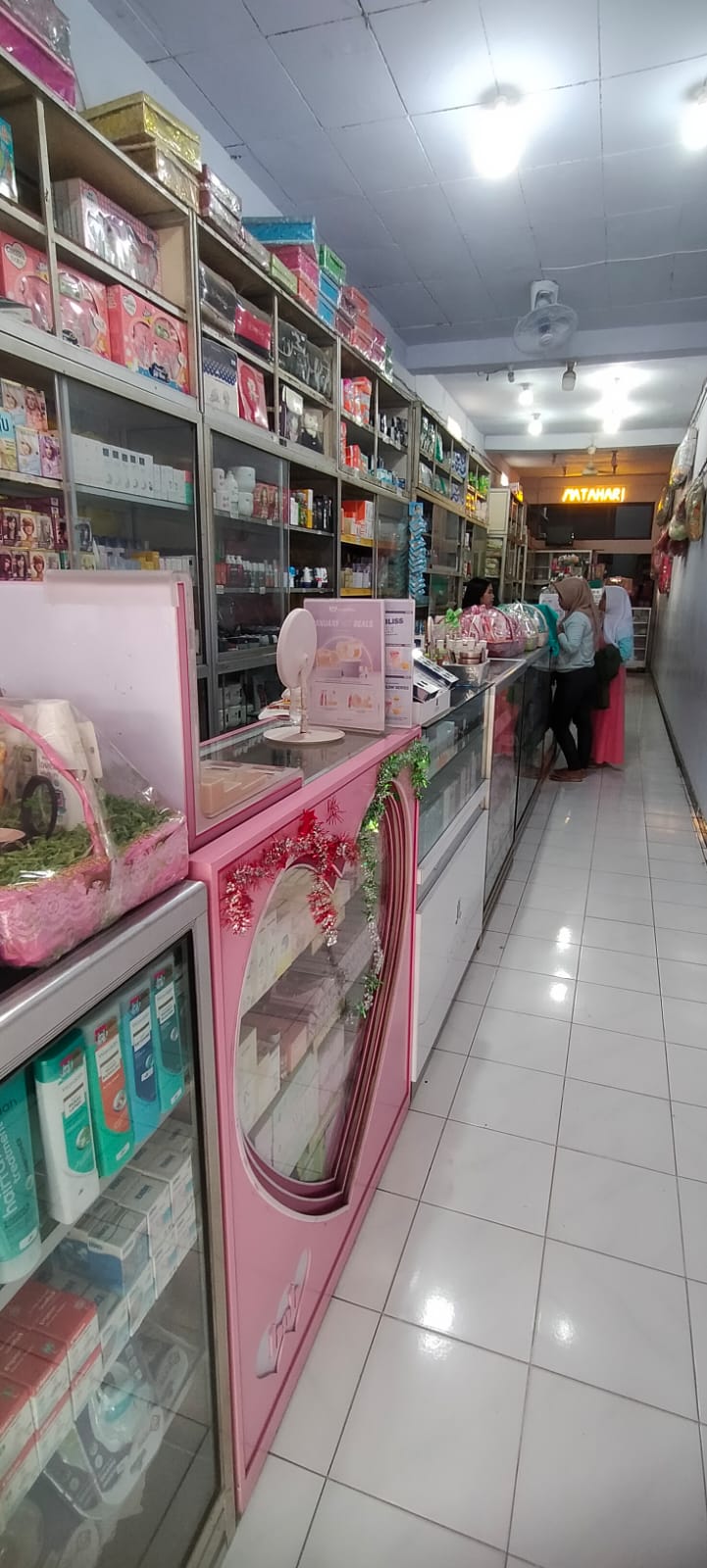 Toko Matahari Kosmetik
