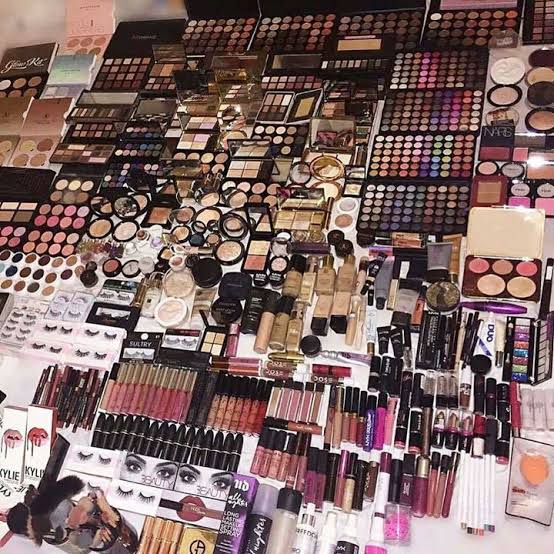 Ganj Bakhsh Cosmetics