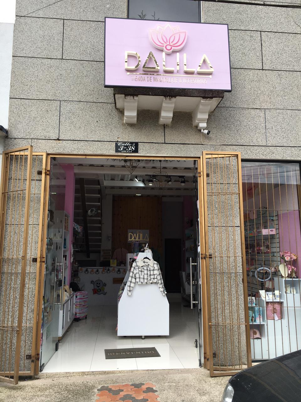 Dalila store makeup