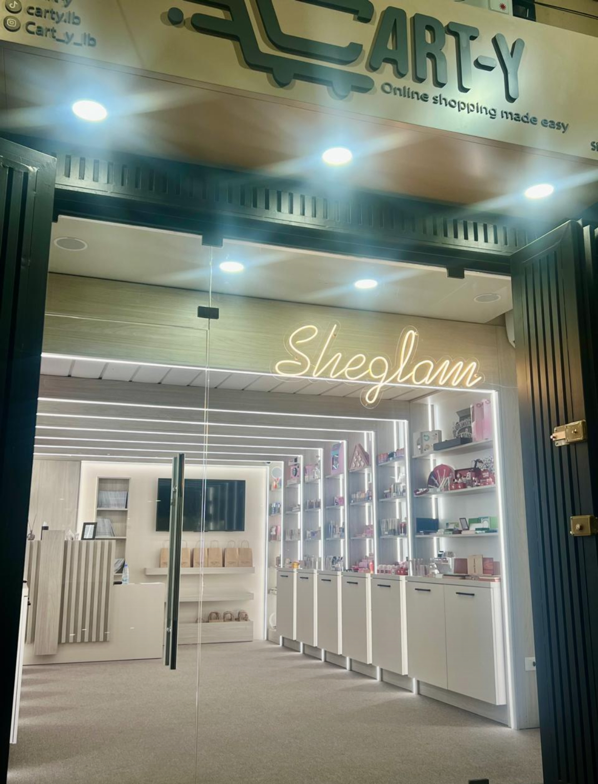 Sheglam Tripoli