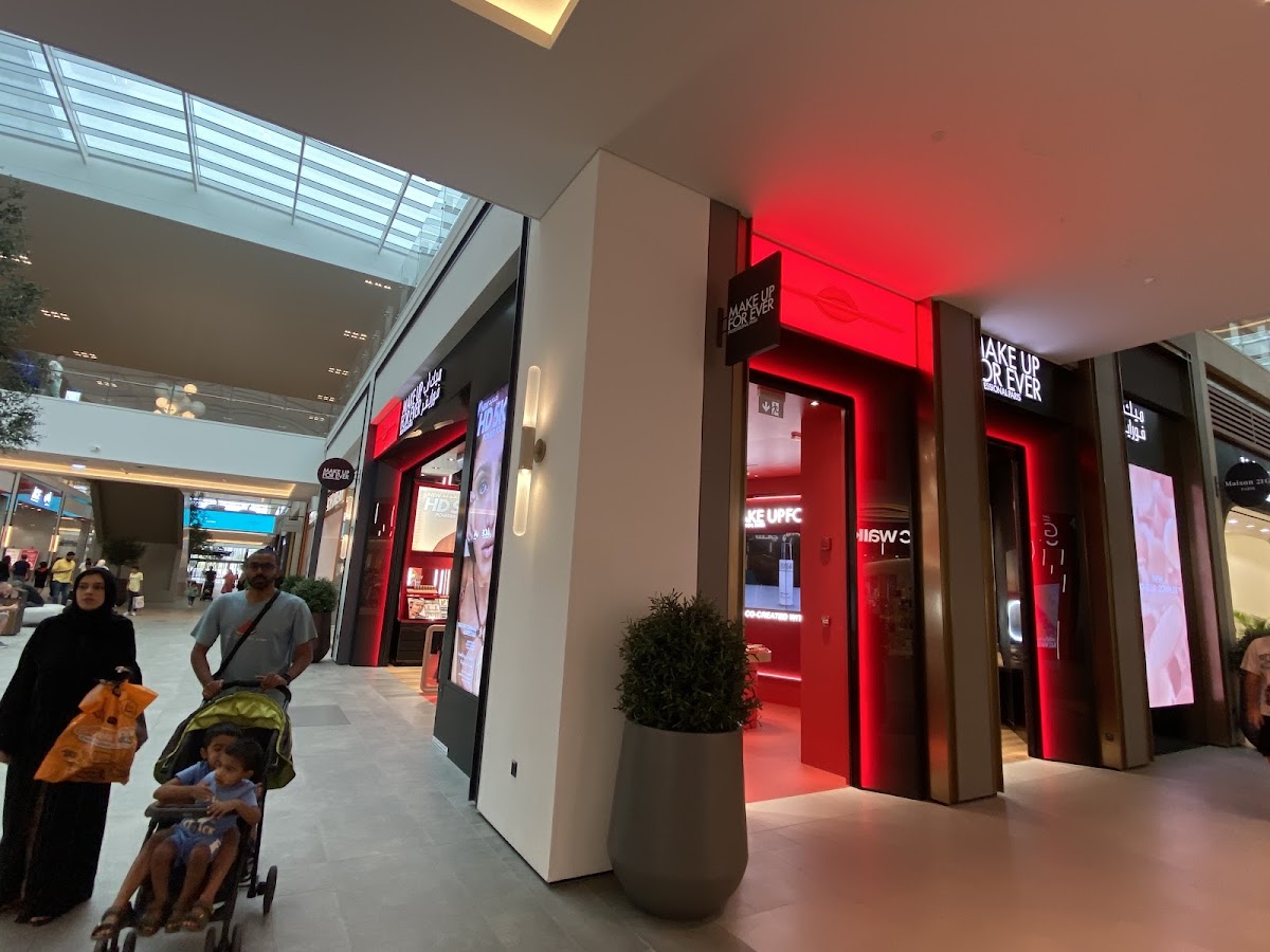 Make Up For Ever Boutique Dubai Hills