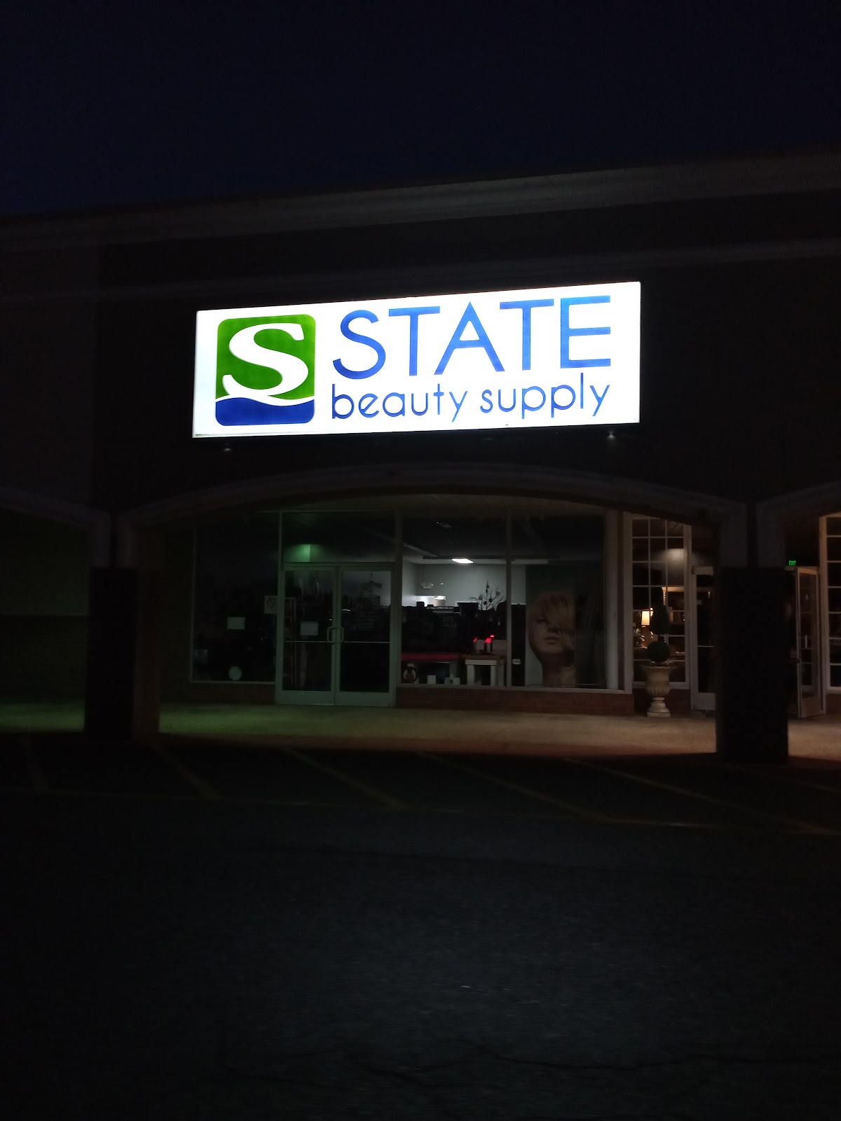 SalonCentric - Dyersburg