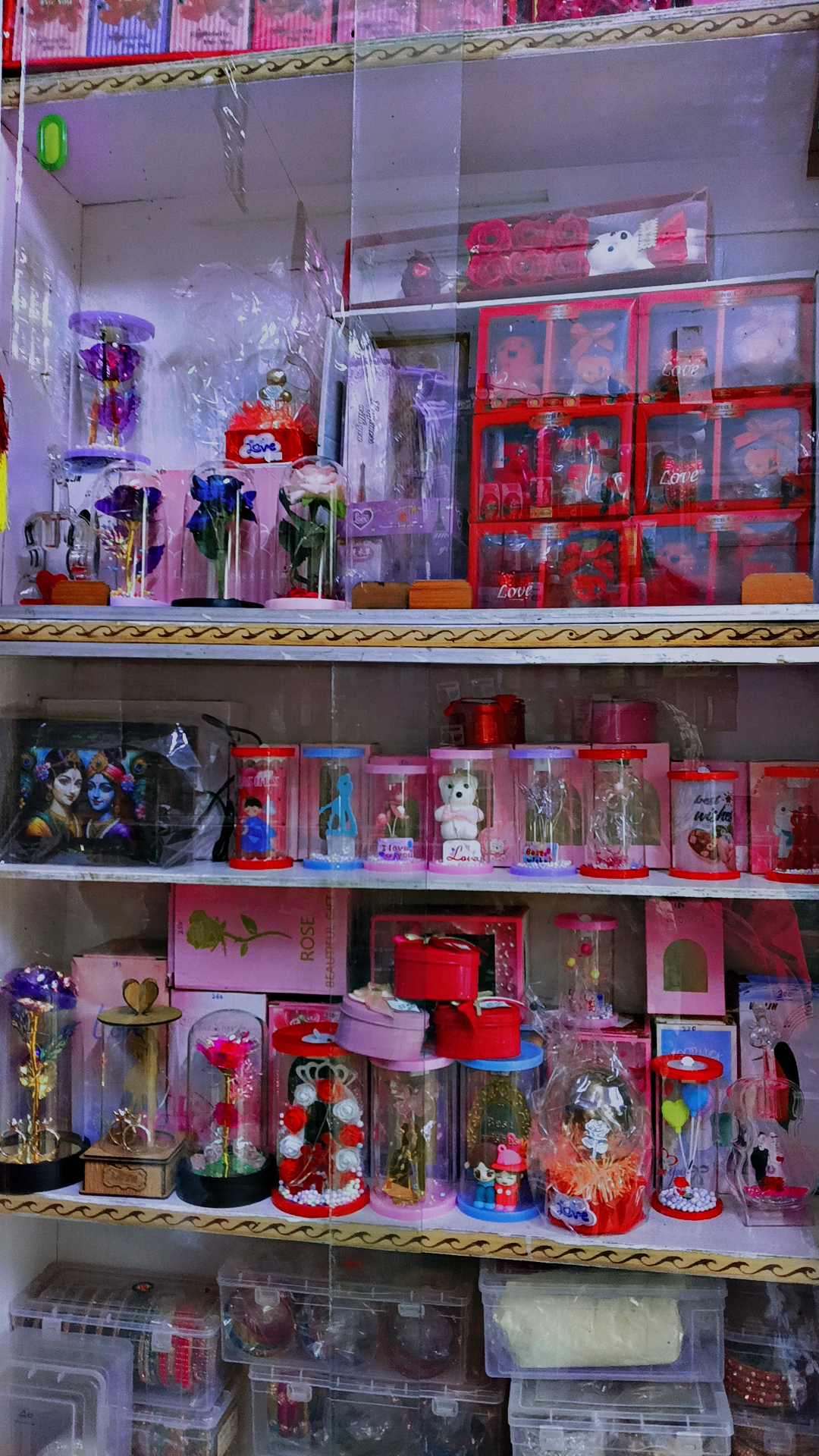 New fancy singar store
