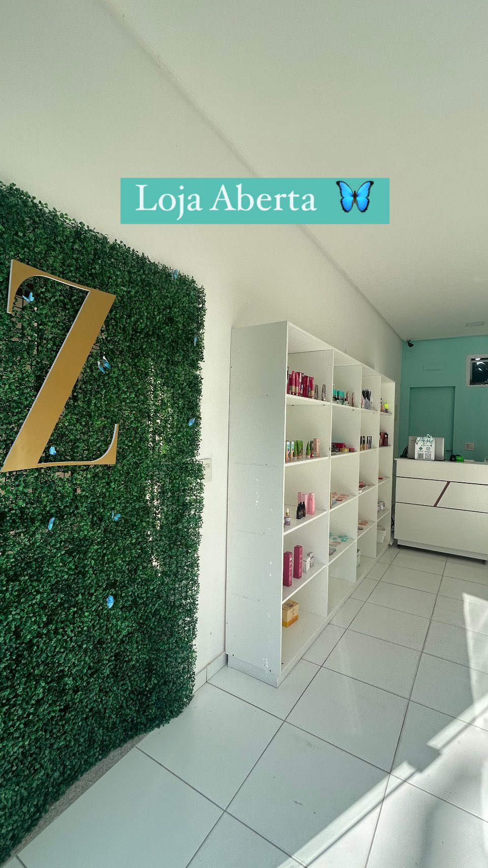 Zoe Makeup Store