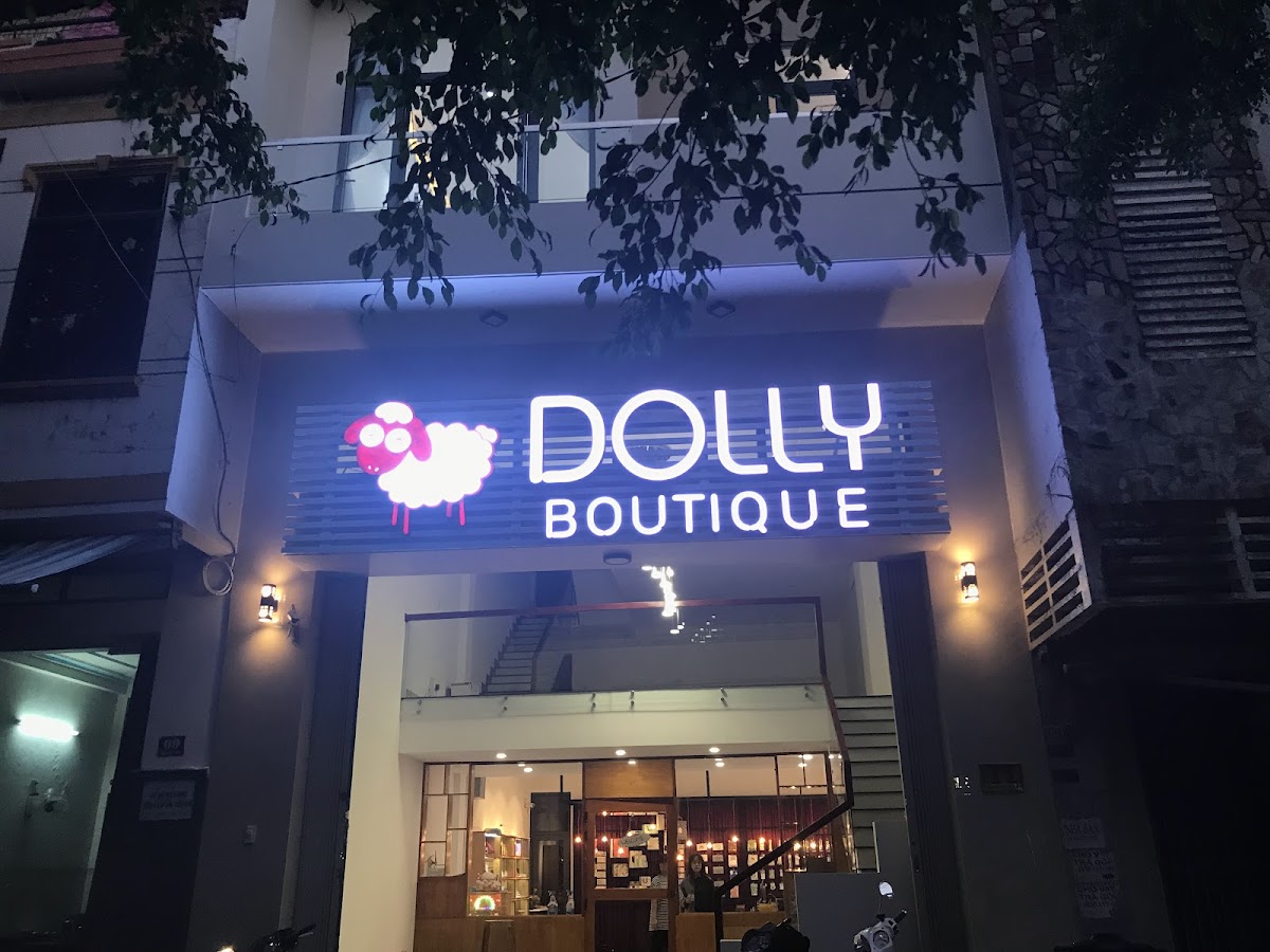 Cosmetics Shop Dolly Boutique