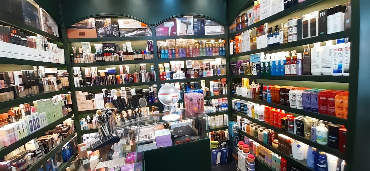 Shakeri Cosmetics Store