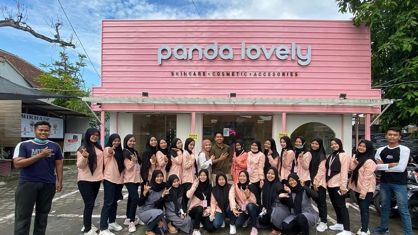 PANDA LOVELY JOMBANG