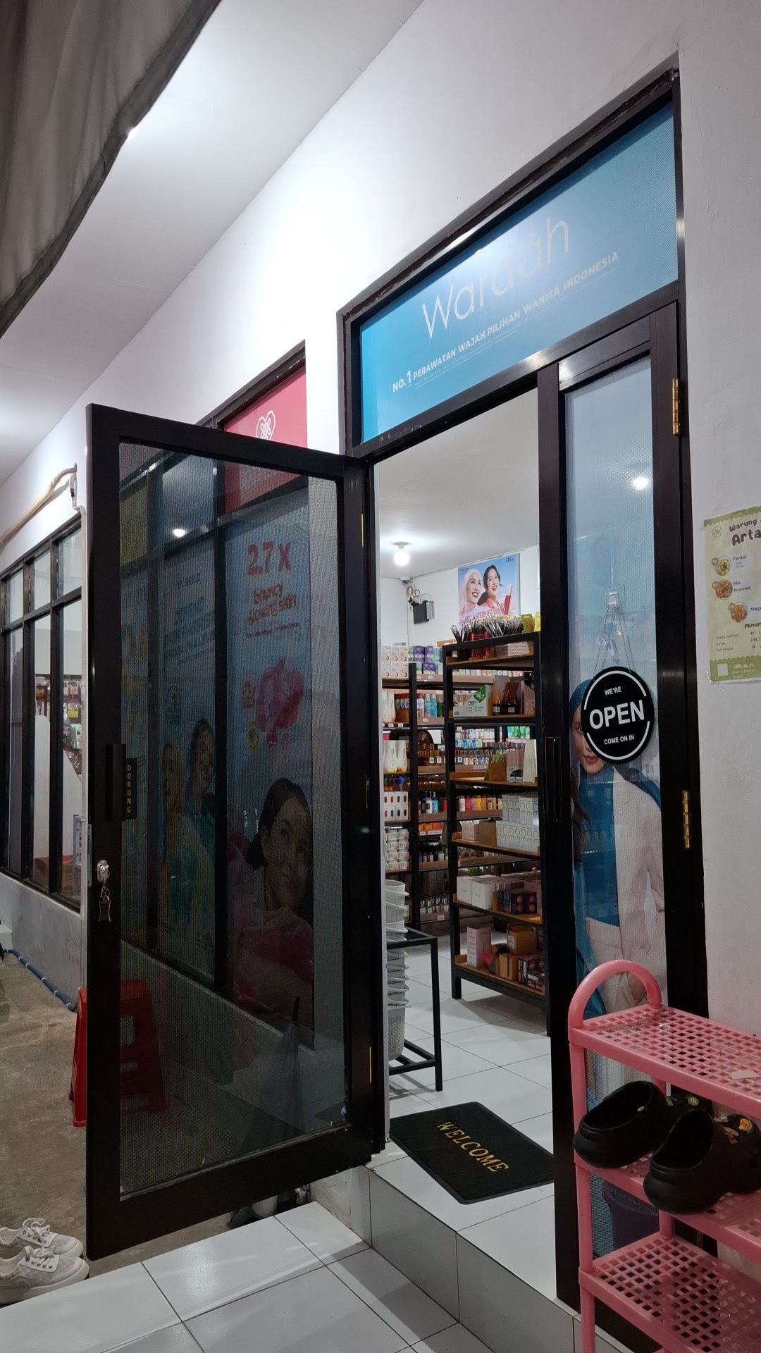 Gemini Cosmetics Shop