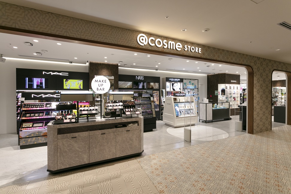 at cosme STORE NEWoMan Yokohama