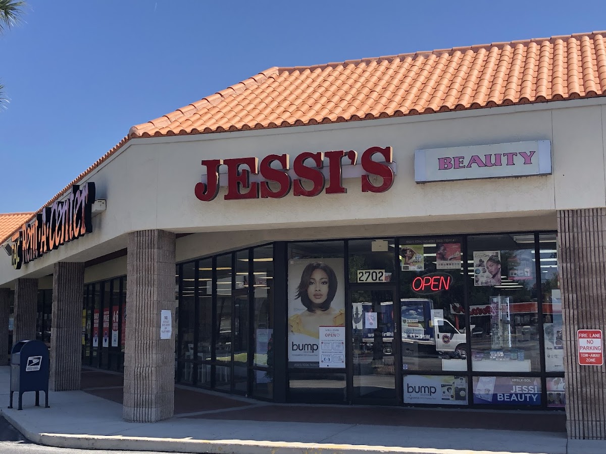Jessi's Total Fashions